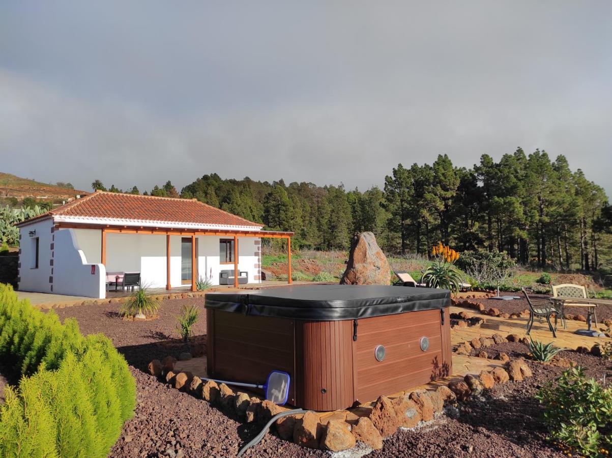 Holiday home Casa Almendros Jacuzzi Garden
