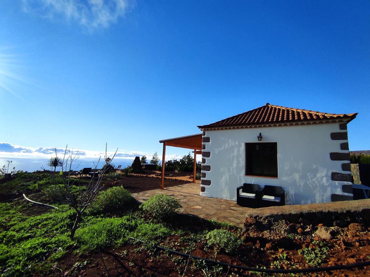 Casa Almendros Jacuzzi Garden